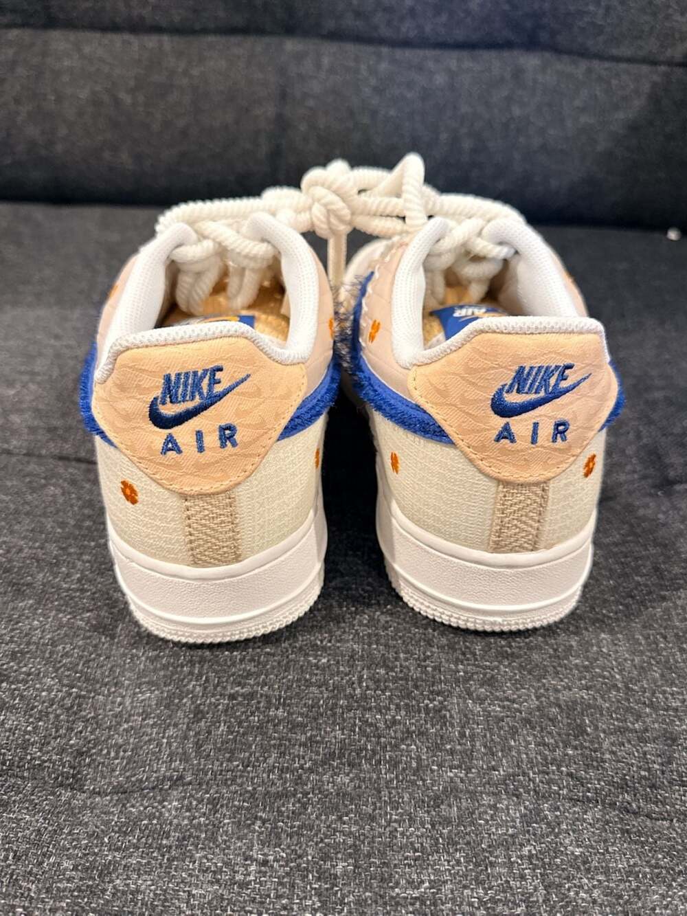 Nike Air Force 1 '07 PRM 'LA Flea' 40th Anniversary Sneakers - Picture 3 of 10